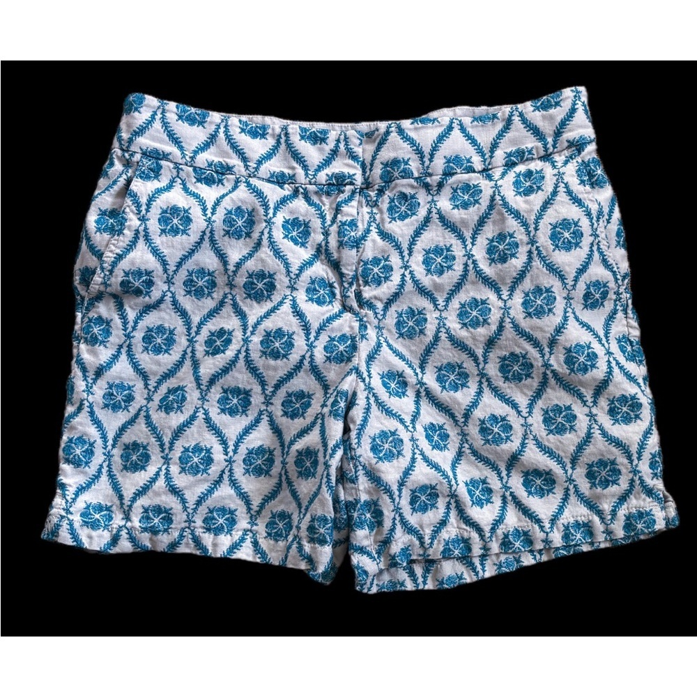 Loft Light Cream Blue Embroidered Pattern Linen Shorts Sz 8 Preppy Boho Twee